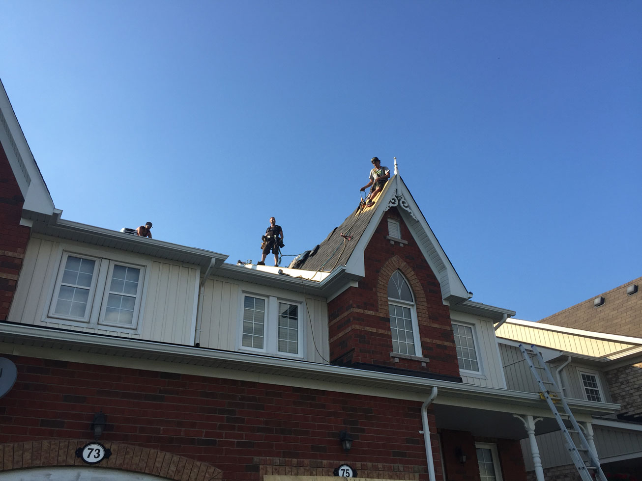 Mint Roofing townhome project